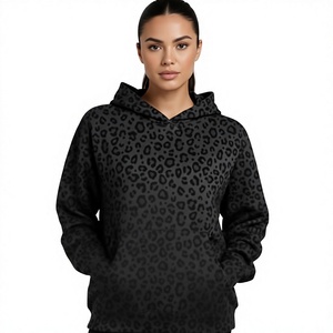 Sudadera con Capucha Unisex Gris Sólida con Bolsillo Frontal, Opción de Logotipo Personalizado, 100% Algodón Felpa, Corte Regular, Proveedor Mayorista de Invierno - Product Image 3