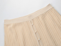 Nouvel ensemble élégant en crochet ajouré : Cardigan à col rond et manches courtes à boutonnage simple et jupe élégante
