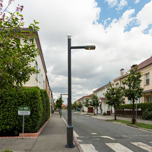 Multifunctionele Stalen Verkeerslichtpaal Met Cctv-<span class=keywords><strong>Camera</strong></span> Voor Gebruik In De Buitenstad - Product Image 5