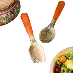 FAIZA CRAFT FC-8551 Ensemble d'ustensiles de service pour salade en résine faits à la main, couleur personnalisée, cuillère et fourchette de service, compatibles lave-vaisselle et micro-ondes - Product Image 1
