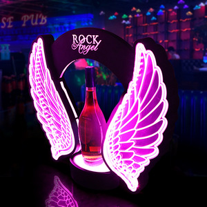 Exhibidor de Vino con Alas de Ángel Iluminadas de Wan Zhan, con Iluminación Colorida para Bar - Product Image 3