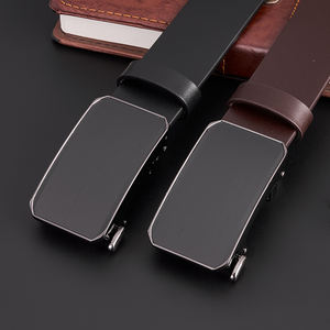 <span class=keywords><strong>Ceinture</strong></span> en <span class=keywords><strong>cuir</strong></span> véritable pour <span class=keywords><strong>homme</strong></span>, en <span class=keywords><strong>cuir</strong></span> de vachette de qualité supérieure, boucle automatique, fabrication directe d'usine, prise en charge de l'<span class=keywords><strong>achat</strong></span> en gros - Product Image 4