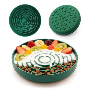 Tazón de Silicona Antideslizante para Perros, Duradero, Fácil de Limpiar, con Ventosa, para una Alimentación Lenta y Saludable, Anti-Asfixia - Product Image 1