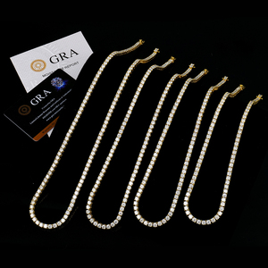 Collier Tennis Hip Hop Moissanite Iced Out VVS Taille Ronde Brillante Sertie à Griffes 4mm en Argent Sterling 925 Plaqué Or - Product Image 3