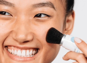 LOGO personalizzato UVA UVB protezione per il viso protezione solare protezione solare schermatura minerale <span class=keywords><strong>SPF</strong></span> <span class=keywords><strong>30</strong></span> polvere sciolta con pennello - Product Image 4