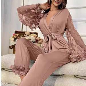 Sfy-y5108 2025 Conjunto de Lujo de Bata y Pantalones de Seda de Invierno de 2 Piezas con Cinturón, Pijama de Mujer con Volantes de Encaje Transparente en las Mangas - Product Image 6