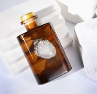 Diffuseur de parfum d'ambiance élégant de 180 ml style hôtelier avec bâtonnets en rotin, logo personnalisé pour salle de bain et chambre à coucher