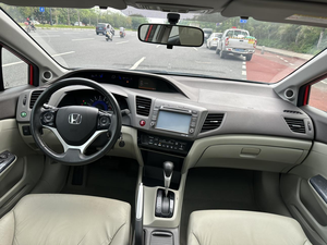 <span class=keywords><strong>Honda</strong></span> <span class=keywords><strong>Civic</strong></span> Rojo <span class=keywords><strong>2013</strong></span> Económico, 1.8L Automático, Auto de <span class=keywords><strong>Segunda</strong></span> <span class=keywords><strong>Mano</strong></span> para Exportación, Autos Usados - Product Image 5