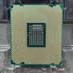 โปรเซสเซอร์ <span class=keywords><strong>Intel</strong></span> Core I7-7820X ของแท้ ซีรีส์ X ซ็อกเก็ต LGA 2066 8 คอร์ 16 เธรด 140W ซีพียูเดสก์ท็อป สำหรับเวิร์กสเตชันเกมมิ่งระดับไฮเอนด์ - Product Image 2