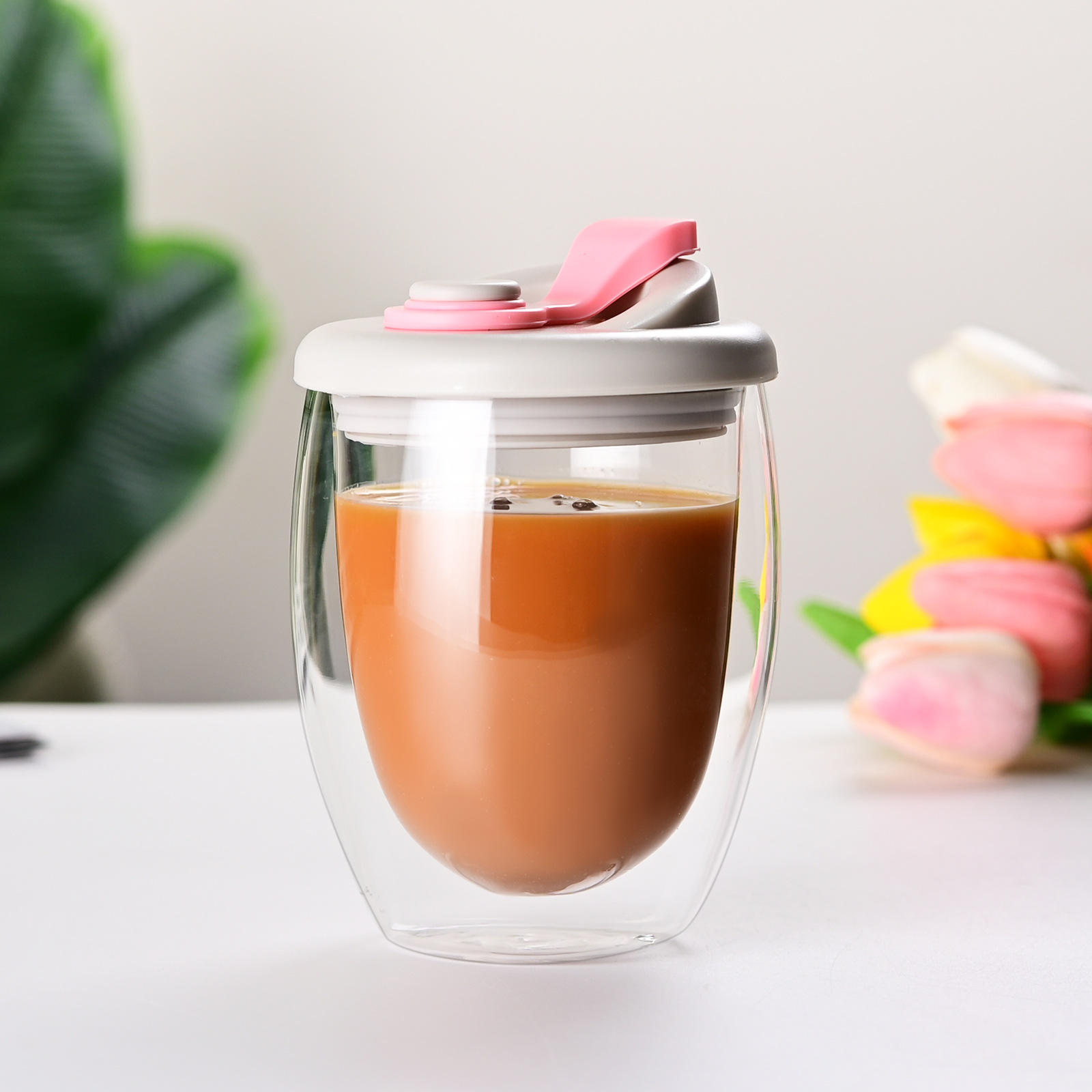 ฝาสีชมพู