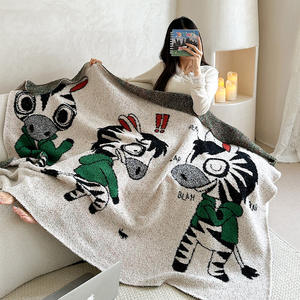 Couverture polaire respirante multifonctionnelle pour sieste au bureau, motif zèbre brodé tendance, pour une personne, toutes saisons - Product Image 3