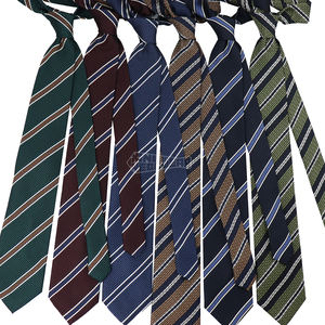 Cravates rayées à la mode personnalisables <span class=keywords><strong>en</strong></span> gros pour hommes Cravates <span class=keywords><strong>en</strong></span> tissu polyester <span class=keywords><strong>Grenadine</strong></span> Gentleman - Product Image 1