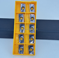 Plaquettes de fraisage CNC en carbure de tungstène APMT1604PDER APMT1135PDER carrées pour l'usinage de l'acier
