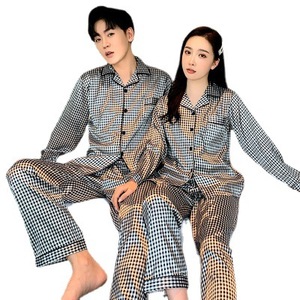 Nuevo diseño de seda de satén para parejas y amantes Pijamas de manga larga para hombres y mujeres - Product Image 1