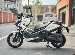 <span class=keywords><strong>Scooter</strong></span> ADV ZONTES 368G 368cc monocilindrico raffreddato ad <span class=keywords><strong>acqua</strong></span>/olio, usato, <span class=keywords><strong>in</strong></span> offerta speciale, con ruote a raggi, ABS, TCS, cruise control e manopole riscaldate - Product Image 5