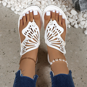 Pantuflas Planas Transpirables con Diseño Hueco para Mujer, Tallas Grandes, Nueva Forma de Punta, Estilo Europeo y Estadounidense, Venta al Por Mayor 231 231 - Product Image 4