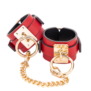 Menottes OEM SM avec chaîne en métal doré Jouet sexuel BDSM sans odeur particulière en cuir PU de haute qualité pour le plaisir en intérieur - Product Image 1