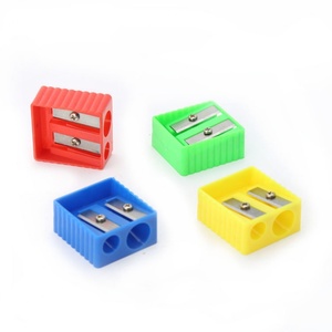 Sacapuntas Doble de 826 Agujeros a Precio de Mayoreo para Estudiantes Escolares - Product Image 2