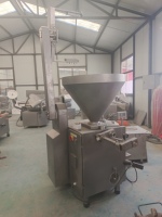 Machine à farcir les saucisses de bœuf, de jambon et de poulet, pneumatique, quantitative, pour le remplissage de viande et le farcissage de jambon