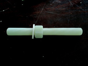 Vis et goujons en <span class=keywords><strong>fibre</strong></span> <span class=keywords><strong>de</strong></span> <span class=keywords><strong>verre</strong></span> époxy FR4 usinés, boulons et écrous en plastique - Product Image 4