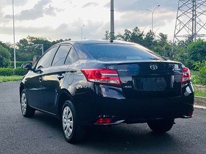 <span class=keywords><strong>Toyota</strong></span> Vitz Sedán 2017 Usado, Automático, <span class=keywords><strong>Gasolina</strong></span>, Volante a la Izquierda, R15, Asientos Oscuros, Emisión Euro V, 4 Airbags, Cámara, Listo para Usar - Product Image 4