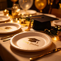 Assiettes en carton jetables en gros pour les fêtes de remise des diplômes, idéales pour les événements scolaires et universitaires