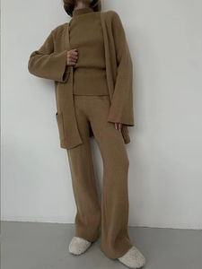 Ensembles de cardigan de <span class=keywords><strong>pull</strong></span> de laine et <span class=keywords><strong>cachemire</strong></span> d'automne-hiver pour femmes personnalisées surdimensionnés tricotés pantalons longs à col roulé de 3 pièces décontractés sur le devant - Product Image 2