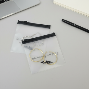 Bolsa de Plástico Esmerilada con Cierre Personalizada, Tamaño Pequeño 10*10cm, Bolsa Esmerilada <span class=keywords><strong>para</strong></span> Empaque de Joyería, Aretes y Logotipos - Product Image 3