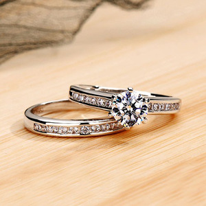 Anello Solitario a Sei Punte, Set di Anelli Classici Stile Matrimoniale per Donne - Product Image 3
