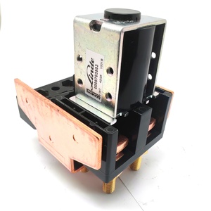 Repuestos Contactor 0009703503 para 335 1275 Industrias Industriales y de Construcción - Product Image 3