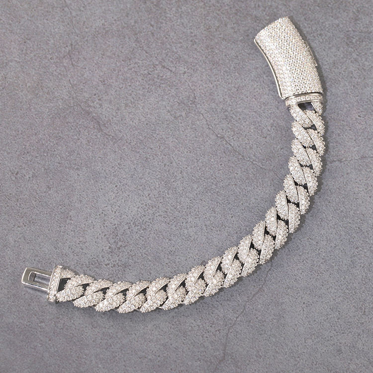 สร้อยข้อมือ 13 มม