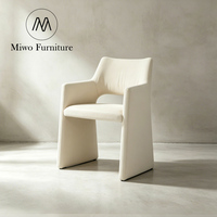 Fauteuil de salle à manger et de banquet moderne en bois et tissu velours, design nordique créatif, pour salon et conférence, idéal pour la détente