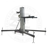 Support d'enceinte pliable TECH TEAM TL-650 argent/noir pour ligne de sonorisation, hauteur 2-6,5 m, pour événements extérieurs