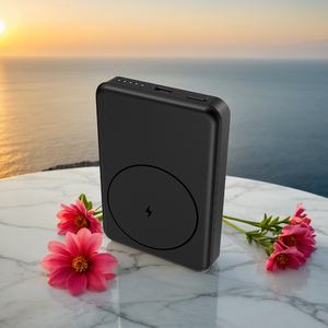 Batería Externa Portátil Inalámbrica Magnética de 5000mAh de Fábrica Wesdar con Carga USB-C para Teléfono Inteligente - Product Image 5