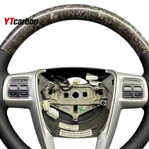 Volant en cuir et bois hydrographié personnalisé YTcarbon pour <span class=keywords><strong>Chrysler</strong></span> <span class=keywords><strong>200</strong></span> 300 200C 300C TC – Accessoires intérieurs automobiles - Product Image 4
