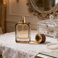 Bouteilles de parfum en verre transparent noir carrées de luxe personnalisées avec logo, épaule incurvée, fond plat, 50 ml, avec emballages