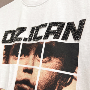 เสื้อยืดคอกลมทรงบ็อกซี่ สตรีทแวร์ พิมพ์ลายตามสั่ง เสื้อกล้ามแขนกุดผ้าคอตตอนหนานุ่มประดับเพชรสำหรับผู้ชาย - Product Image 3