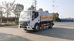 Cheng Liwei CLW5040TCA6LZ 4X2 Side Loader <strong>Garbage</strong> <strong>Truck</strong> with Engine &amp; Gearbox Cheap <strong>Price</strong> for Sale - Product Image 3