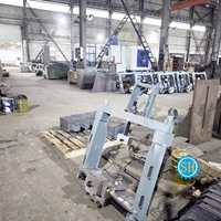 Services de fabrication sur mesure de pièces de poutres de guidage pour grandes usines sidérurgiques, usinage, soudage et assemblage