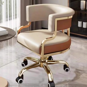 Chaise <span class=keywords><strong>de</strong></span> bureau/salon pivotante haut <span class=keywords><strong>de</strong></span> gamme rembourrée avec roulettes, base dorée réglable en hauteur, idéale pour institut <span class=keywords><strong>de</strong></span> beauté, manucure, réception - Product Image 2