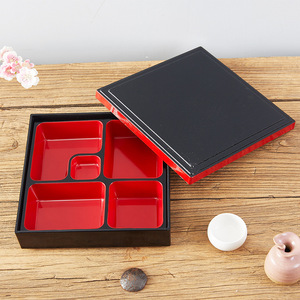 Lonchera estilo japonés Bento roja y negra con compartimentos y tapa hermética para almacenamiento de alimentos - Product Image 2