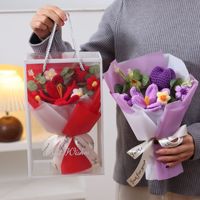 Bouquet de tulipes créatif et moderne pour la fête des mères, fleurs artificielles pour les aînés, cadeau en fil de laine tissé à la main, boîte cadeau transfrontalière, directement de l'usine