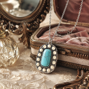Collana con Ciondolo Color Turchese, Design in Stile Vintage per Donne - Product Image 5