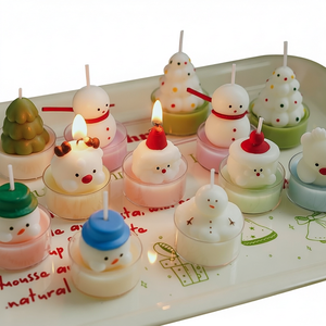 Bougie chauffe-plat artisanale en cire de soja écologique en forme de sapin de Noël, mignonne et mini, parfumée pour les fêtes de Diwali, vente en gros - Product Image 1