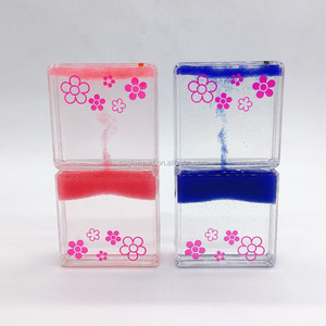 Temporizador de burbujas líquidas cuadrado con movimiento de agua, juguete sensorial relajante y antiestrés para escritorio, juego terapéutico de concentración - Product Image 1