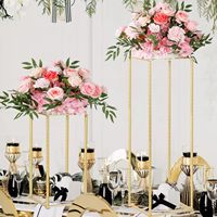 Support à fleurs élégant en métal doré, décoration de table élégante pour les mariages, centre de table et décorations de table pour les mariages