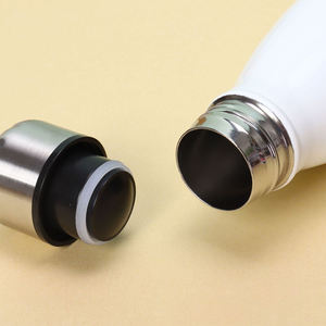 Borraccia sportiva isolante in acciaio inox bianco personalizzata all'ingrosso, disponibile in Spagna, per stampa a trasferimento termico e sublimazione - Product Image 6