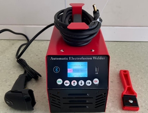 Nueva Máquina Portátil de Soldadura por Electrofusión para Tuberías de PE de 220V y 4.2kW con Rango de 20-400mm - Product Image 2