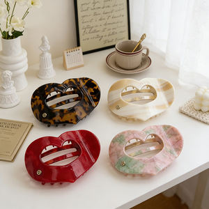 مشبك شعر جديد على شكل قلب مجوف من الأسيتات، مشبك شعر معدني كبير الحجم بشعار راقي، مشبك شعر بأسلوب حلو من حمض الخليك، مشبك على شكل منقار البط قابل للتخصيص - Product Image 1