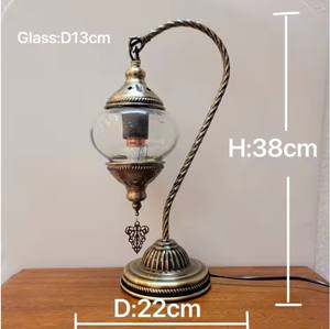 Türkischer Stil DIY Handgefertigte LED-Tischlampe Glas-Eisen-Gehäuse Netzstromversorgung Mediterranes Design Mehrfarbiger Schirm für - Product Image 6